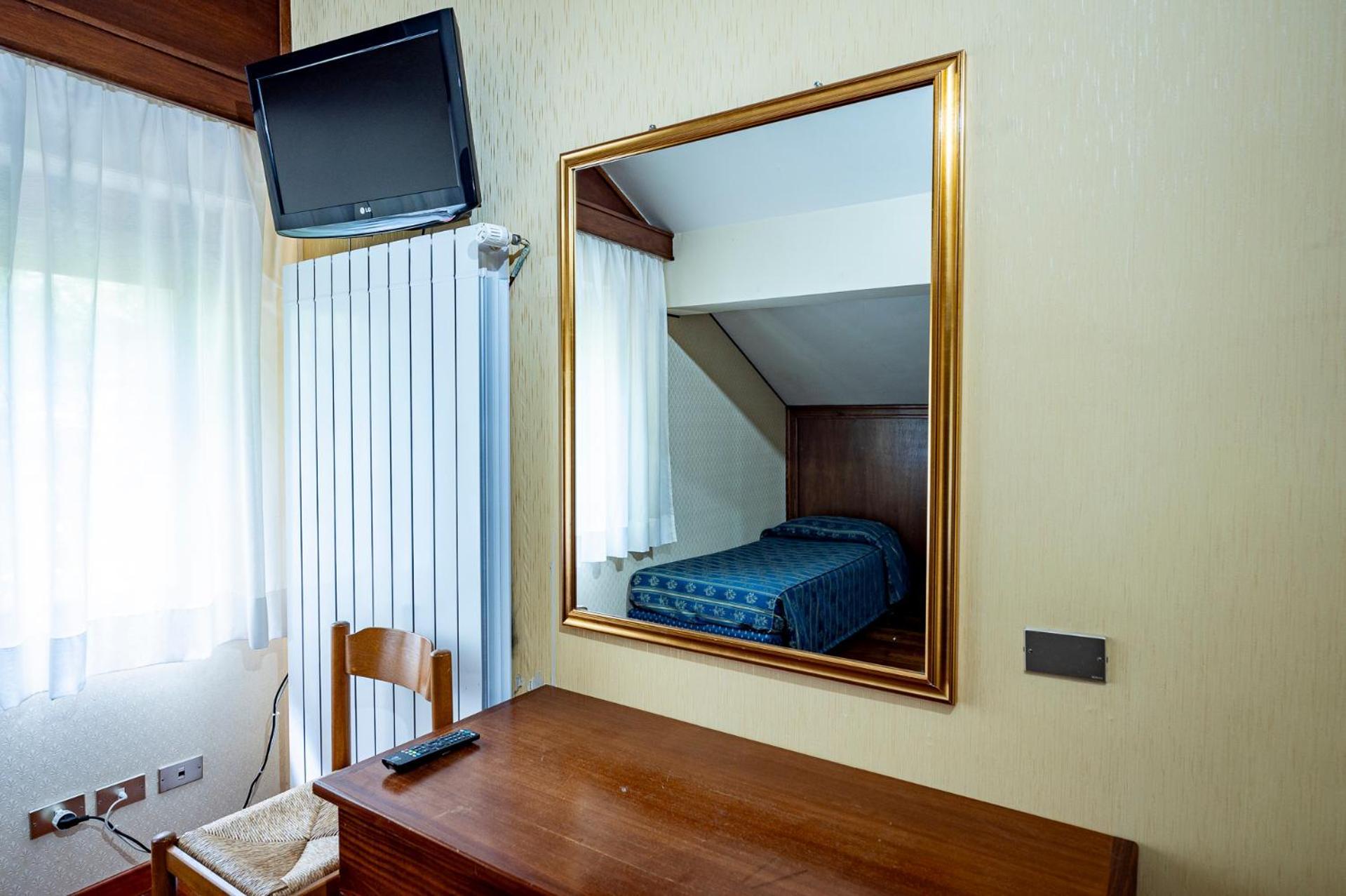 Hotel Corona & Spa Pescasseroli Kültér fotó