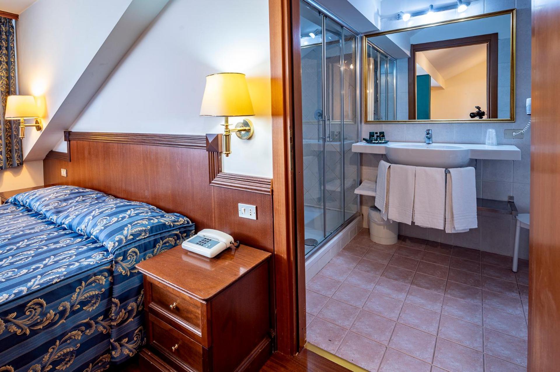 Hotel Corona & Spa Pescasseroli Kültér fotó