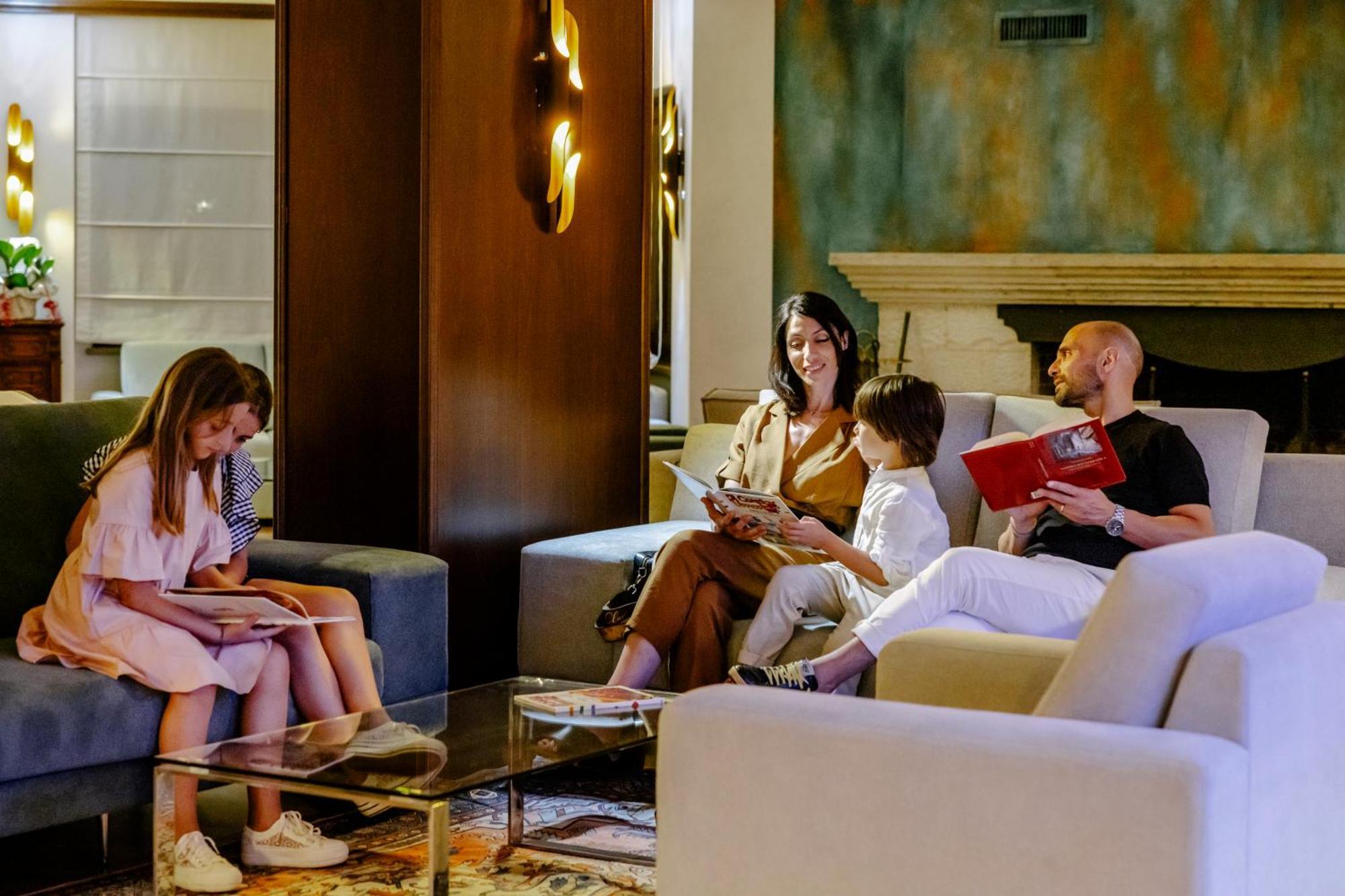 Hotel Corona & Spa Pescasseroli Kültér fotó