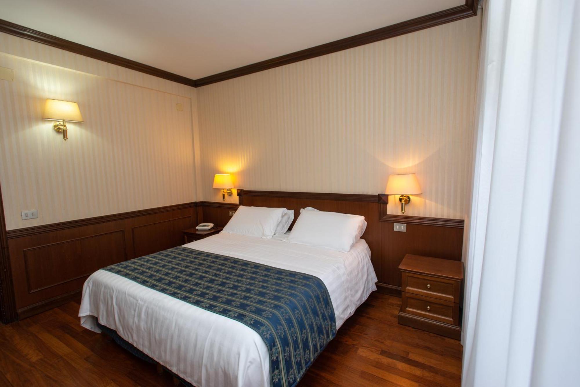 Hotel Corona & Spa Pescasseroli Kültér fotó